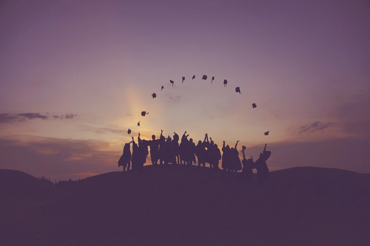 Realize seus próprios sonhos, alcance o sucesso! Conheça-se, desenvolva seus potenciais e realize seu futuro desejado.
